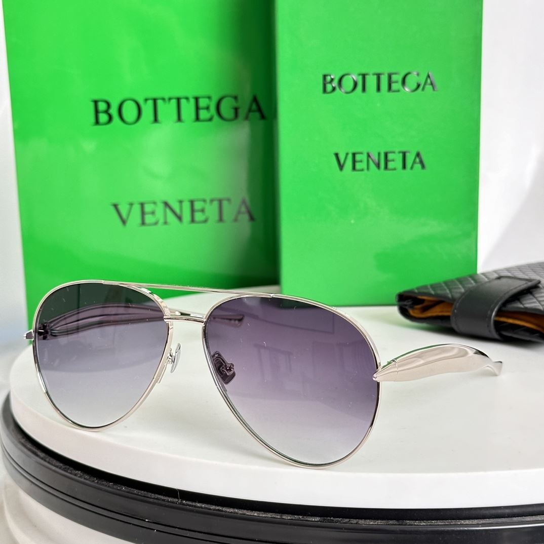 Bottega Veneta Sunglasses